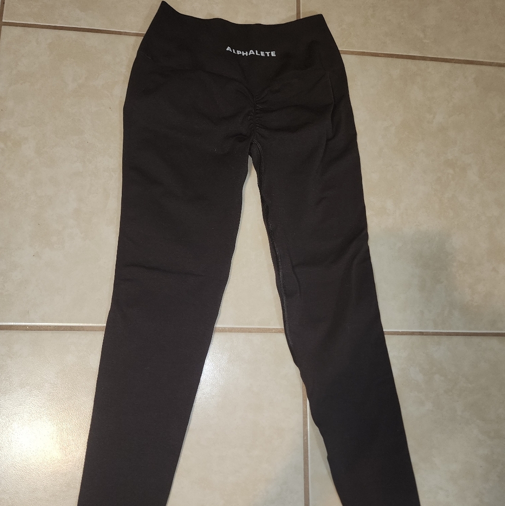 Alphalete brown legging
